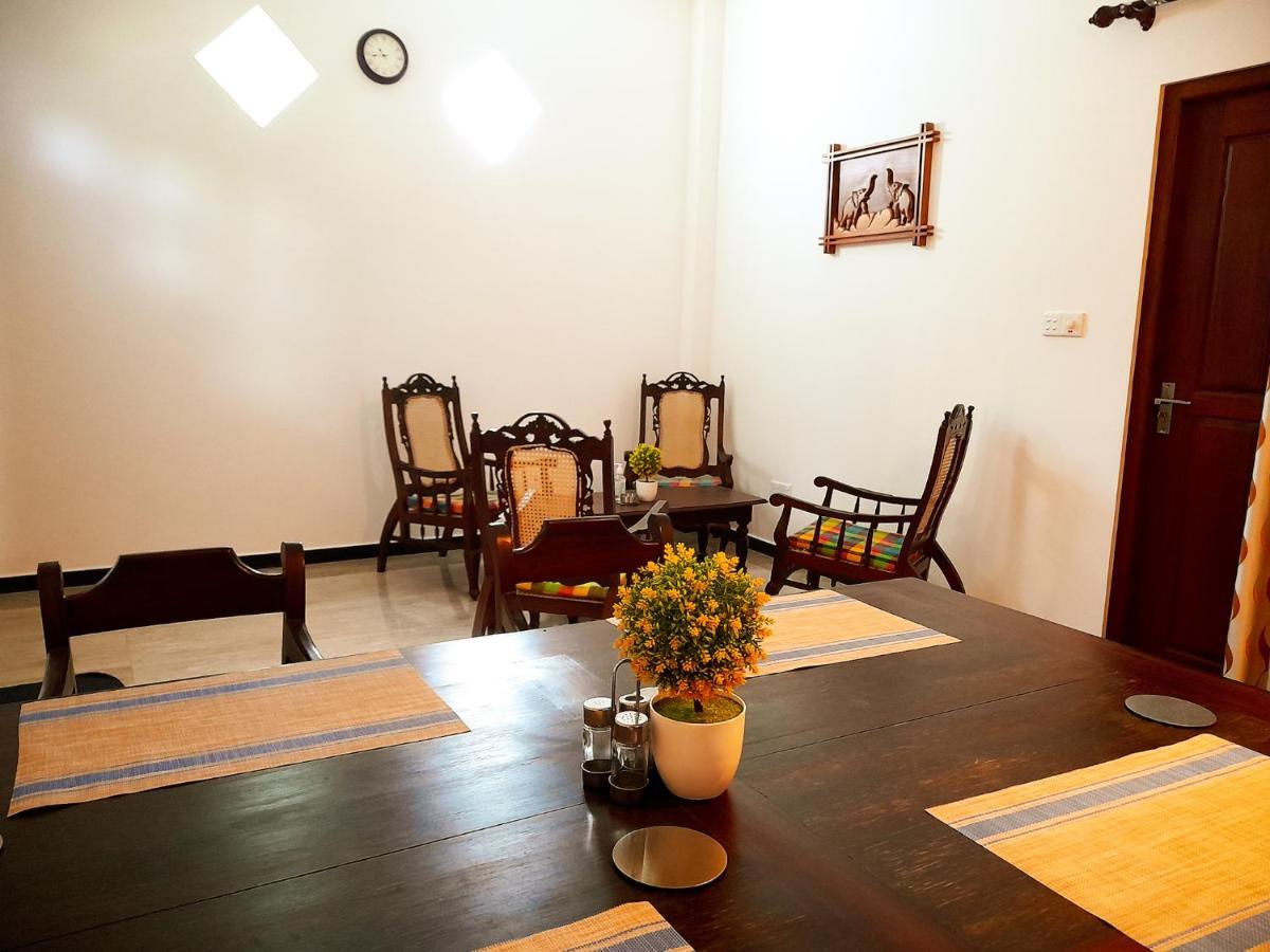Halcyon Rest Villa Hikkaduwa Bagian luar foto