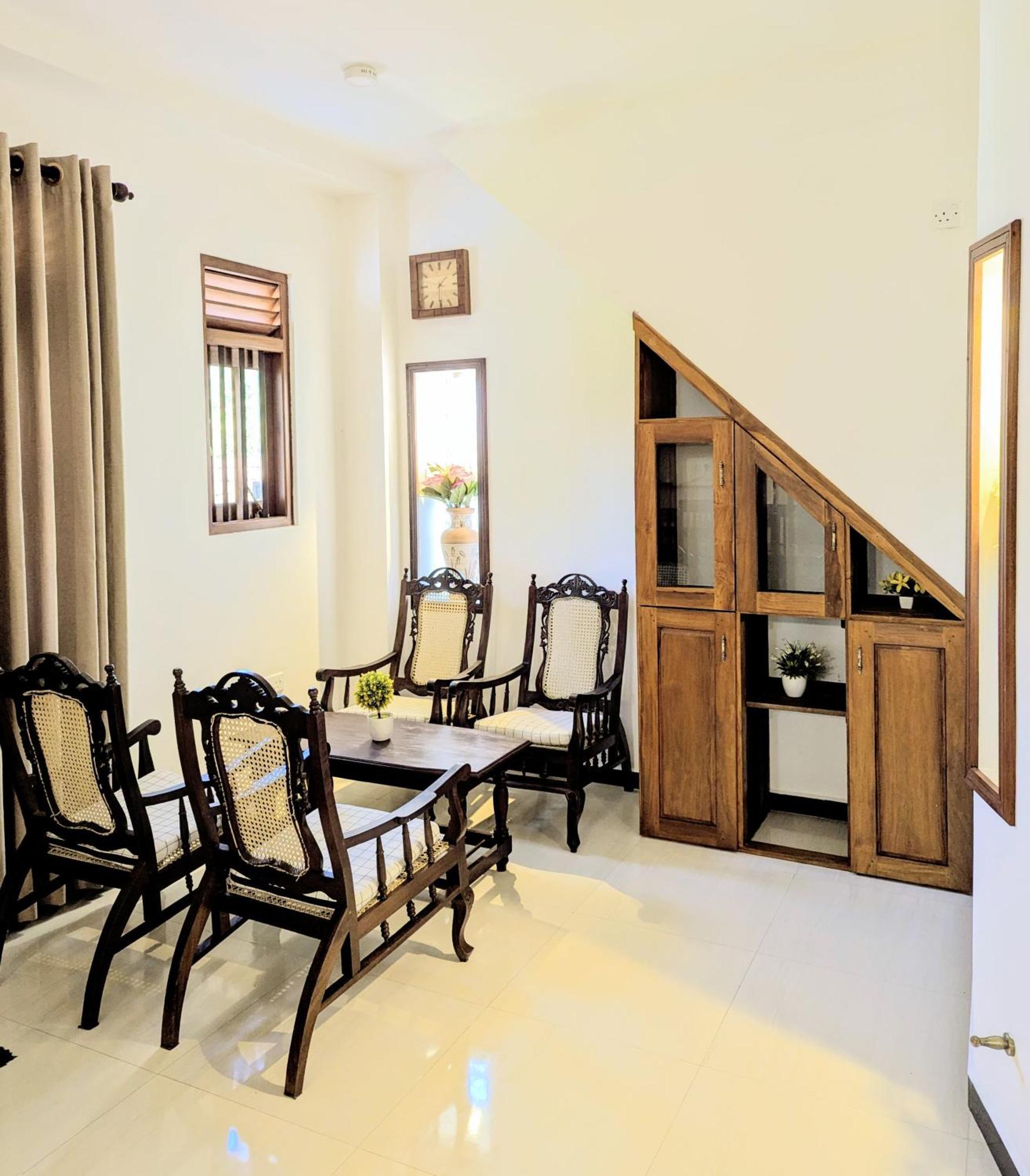 Halcyon Rest Villa Hikkaduwa Bagian luar foto