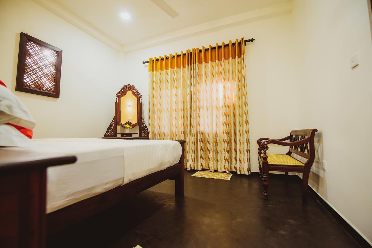 Halcyon Rest Villa Hikkaduwa Bagian luar foto