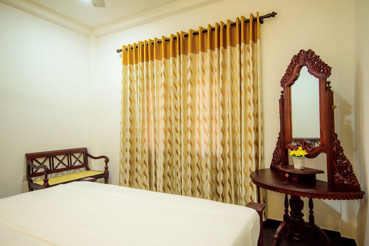 Halcyon Rest Villa Hikkaduwa Bagian luar foto