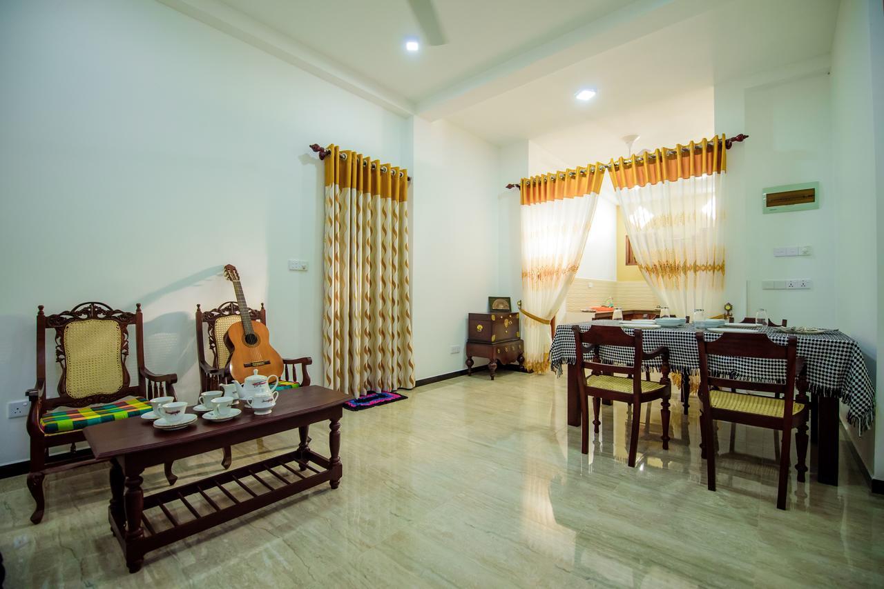 Halcyon Rest Villa Hikkaduwa Bagian luar foto