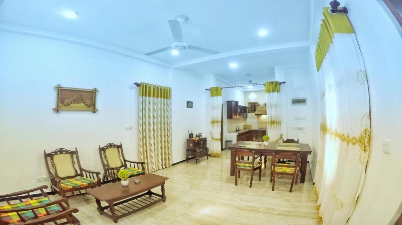 Halcyon Rest Villa Hikkaduwa Bagian luar foto